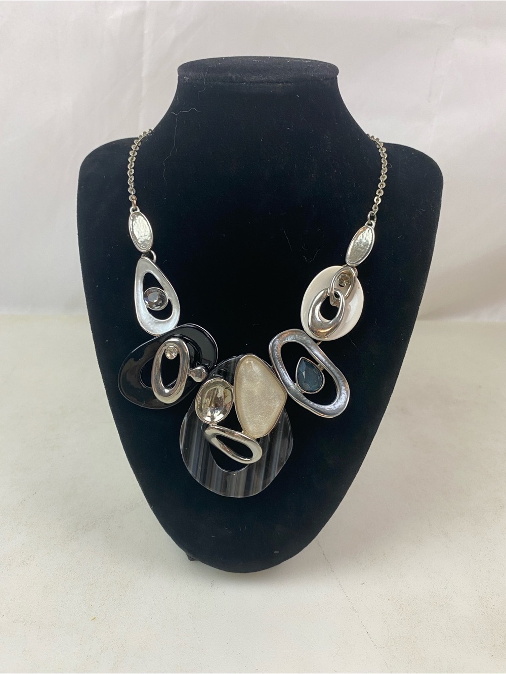 Modern Geometric Statement Necklace Black Silver Resin Rhinestones